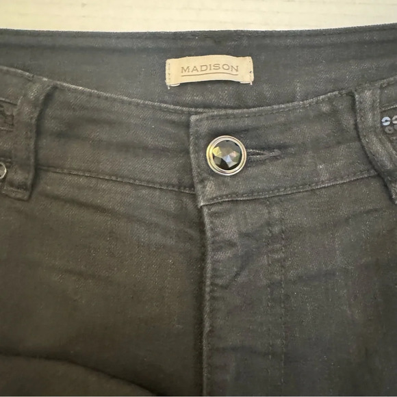 Madison Black Jeans With Bedazzled Pockets And Front Waist Line - Picture 6 of 9